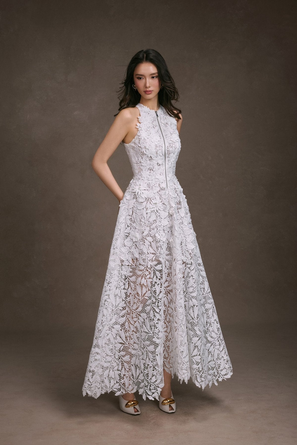 FLORAL LACE DRESS
