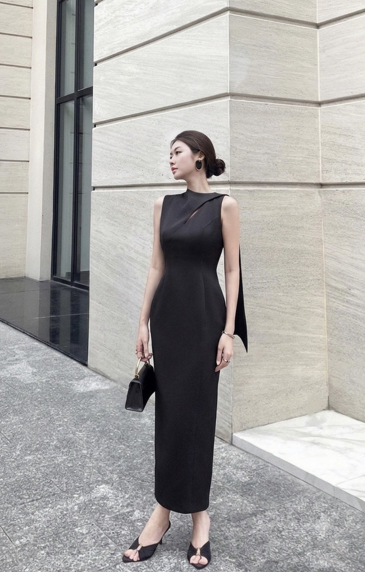BLACK SCARF SLEEVELESS DRESS