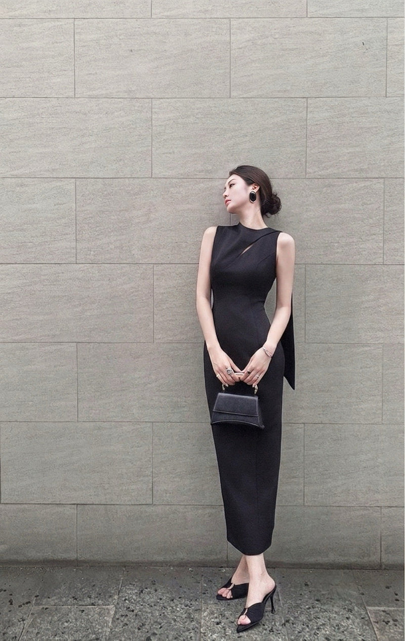 BLACK SCARF SLEEVELESS DRESS