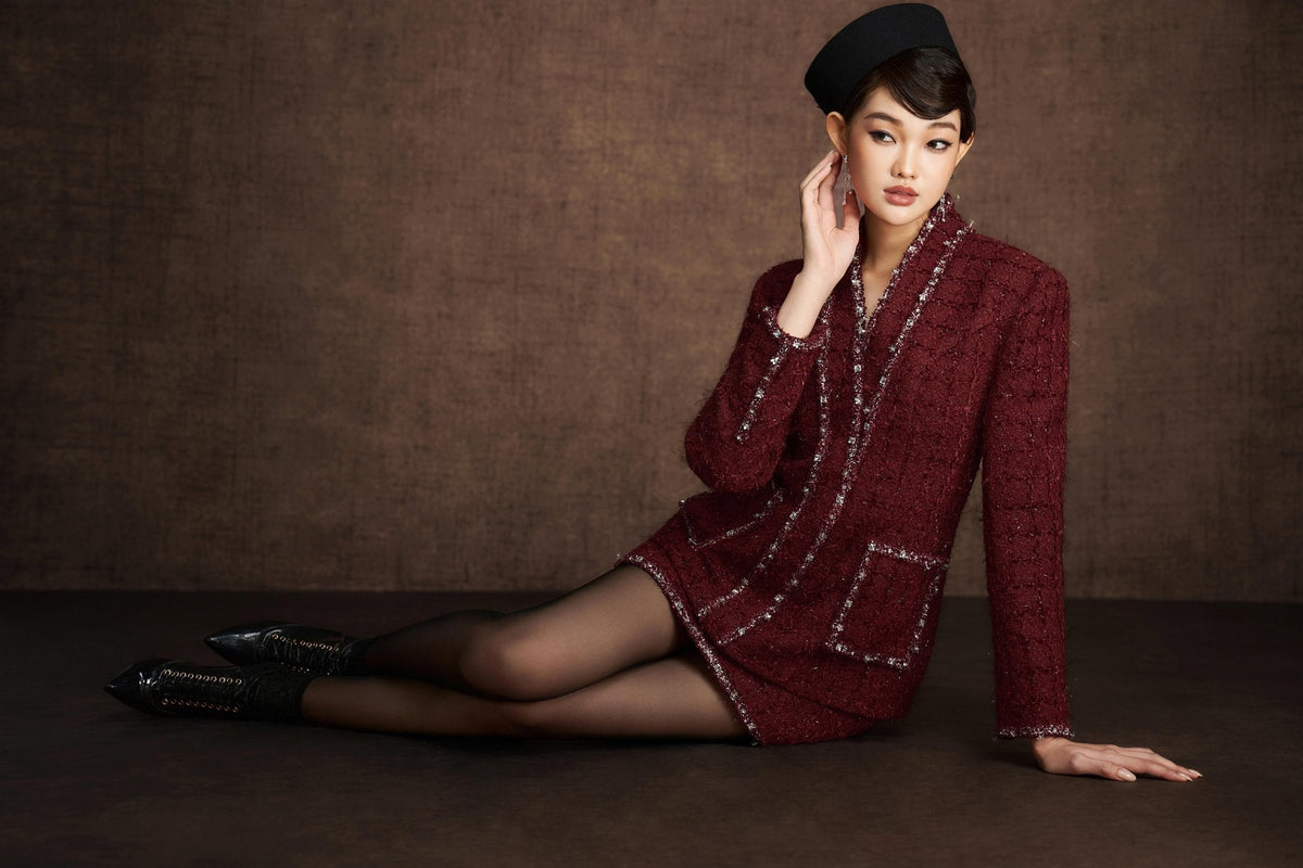 RED EMBROIDERED V-NECK JACKET
