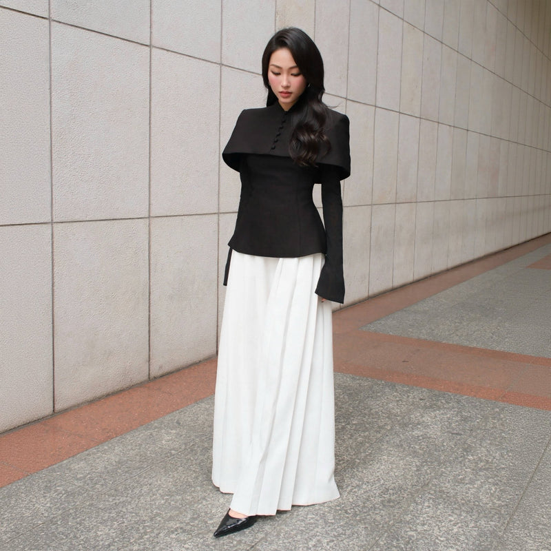 BUTTON COLLAR CAPE