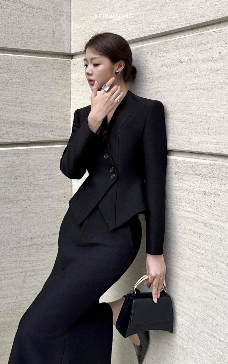 BLACK POINTED WRAP BLAZER