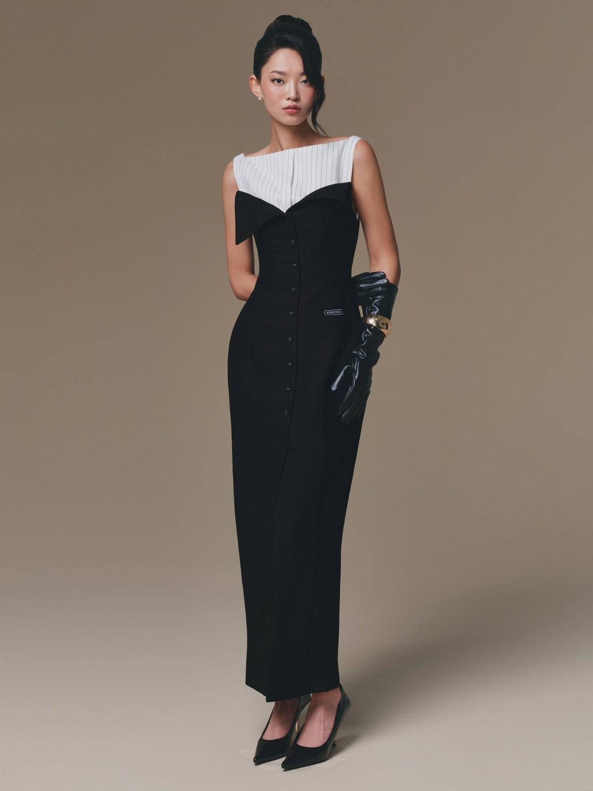 BLACK FLIPPED-BUST PANEL DRESS
