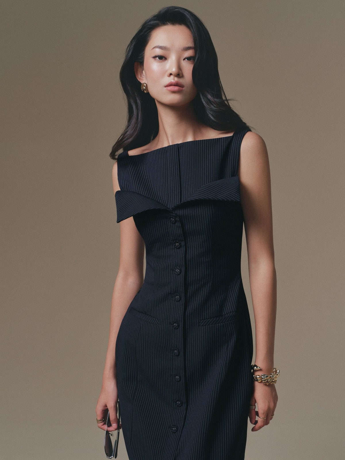 BLUE FLIPPED-BUST PANEL DRESS