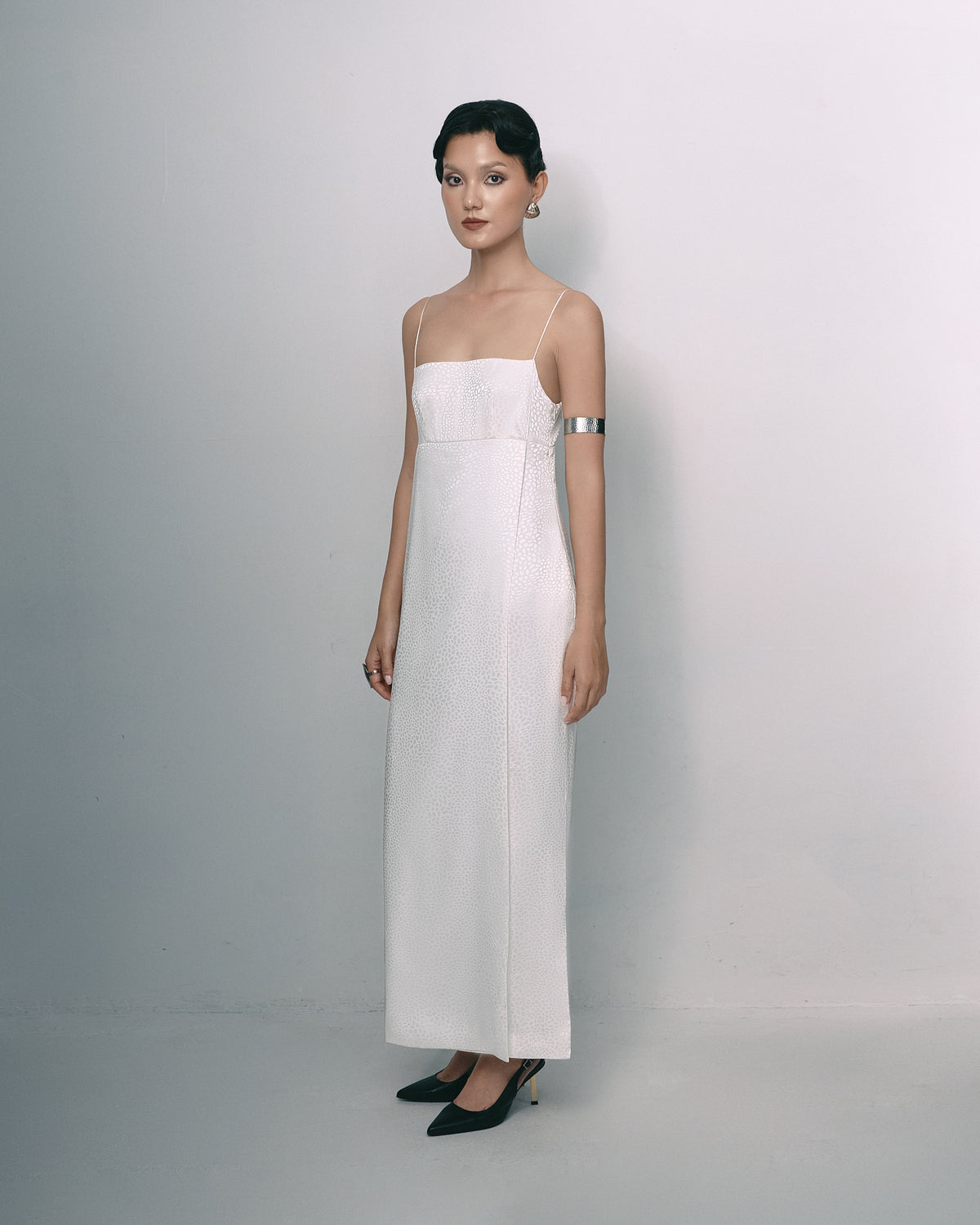 nhat-thi-silk-dress-THOME