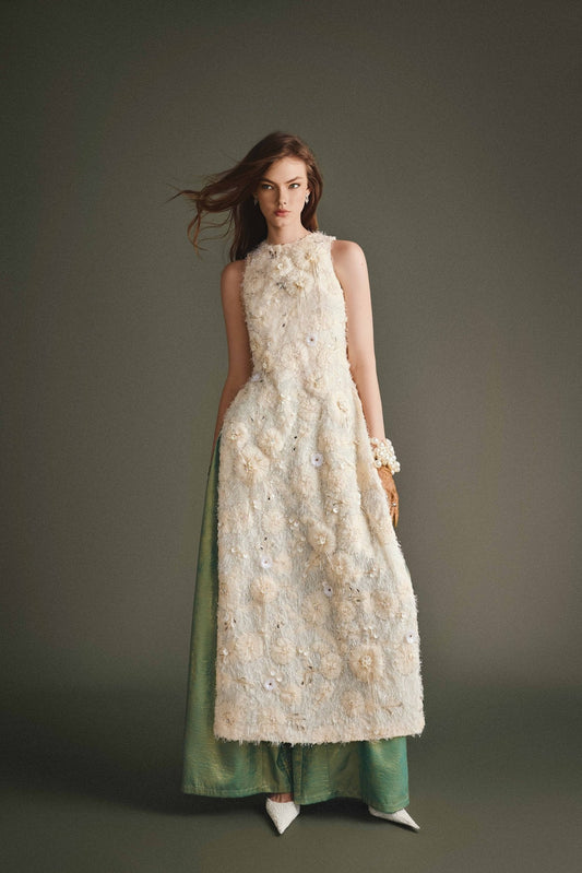 CAMELLIA BEADING AO DAI