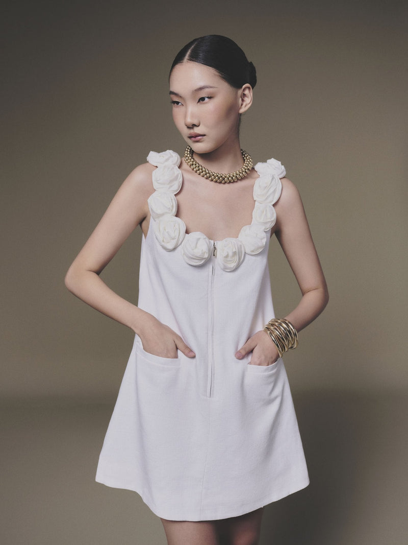 WHITE ROSELLIA DRESS