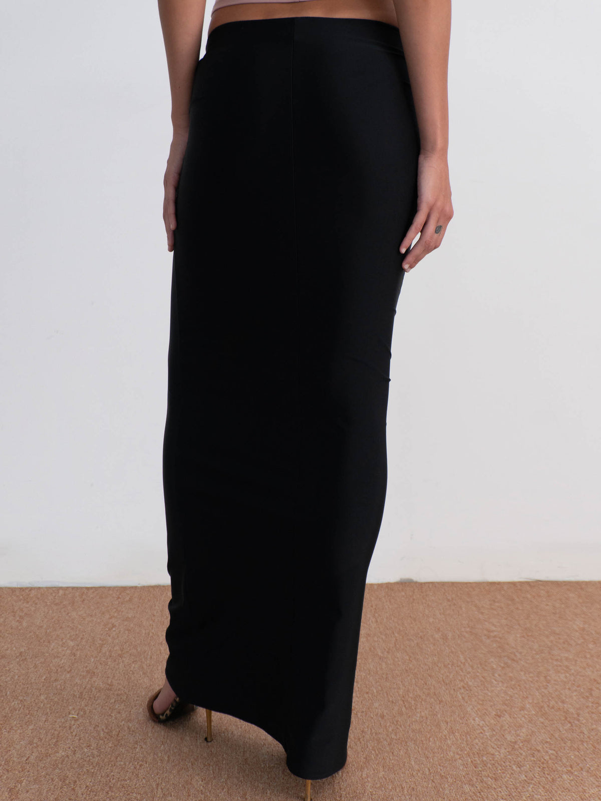 essence-skirt-black-form-fitting-pleated-ruffle-dalya