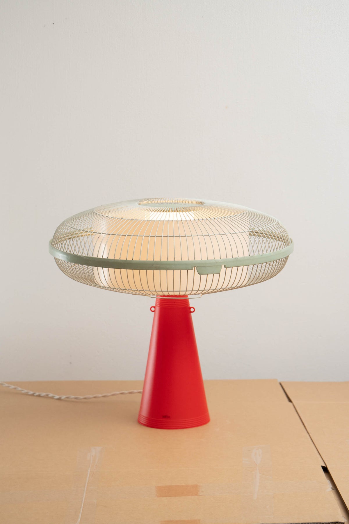 fan-lamp-reclaimed-steel-pe-pp-plywood-nem