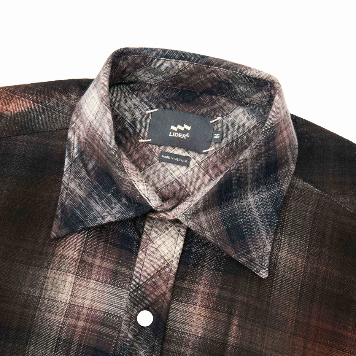 timber-flannel-shirt lider astoud