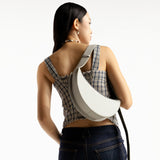 ban-nguyet-bag-PROFILEMoMo-astoud