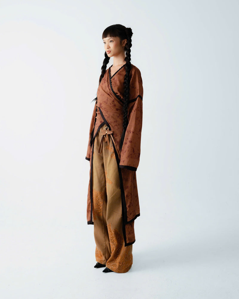 brown-bung-bien-robe-top an heritage astoud