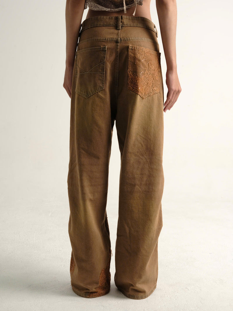 brown-lang-bat-jeans an heritage astoud