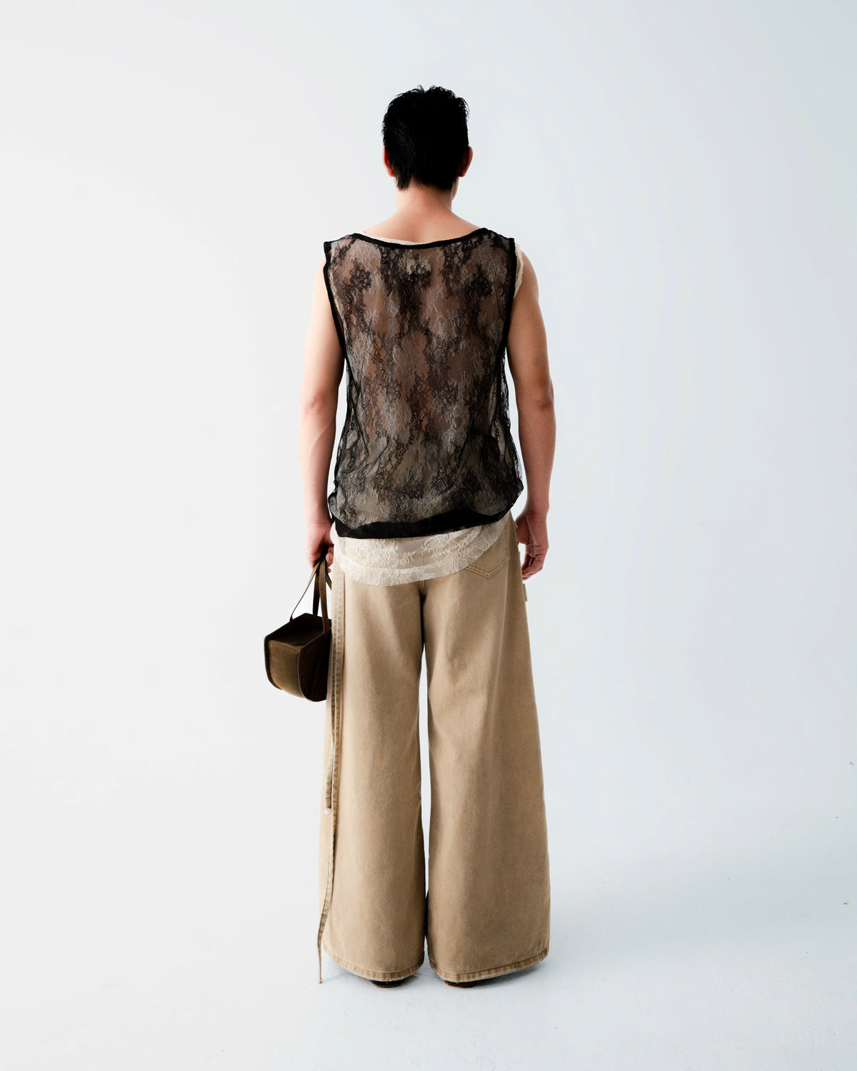 ao-anh-lace-tank-top an heritage astoud